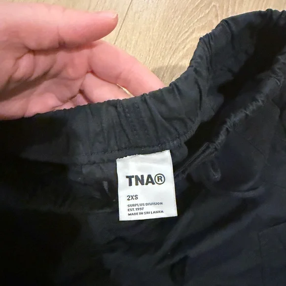 TNA Cargo Pants Black Utility Parachute Style Streetwear Y2K Gorpcore Size 2XS - Picture 4 of 7